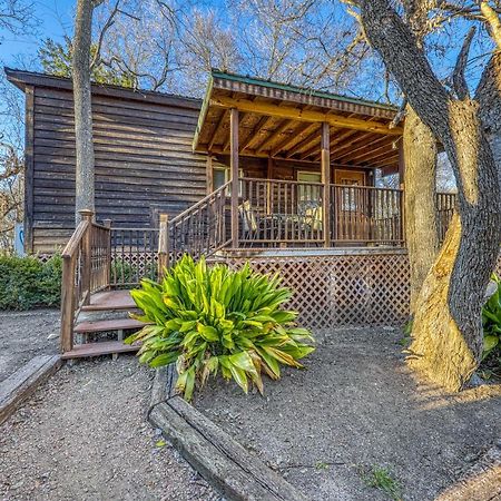 The Pecan @ Mendelbaum Winery Guest Cabins Fredericksburg Exterior photo